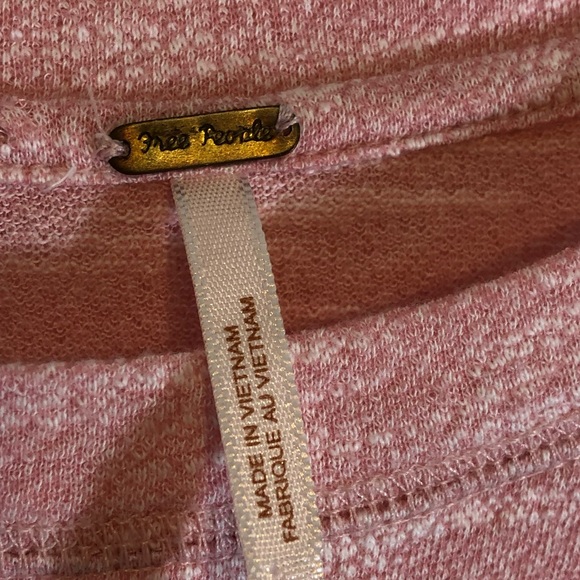 Free People size Large Pink top - Picture 3 of 3
